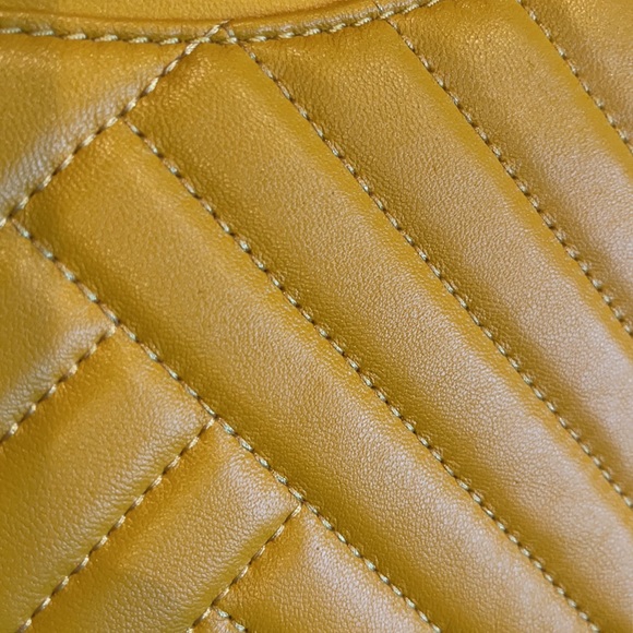 NWOT Tory Burch Alexa Lambskin bag - Picture 5 of 11